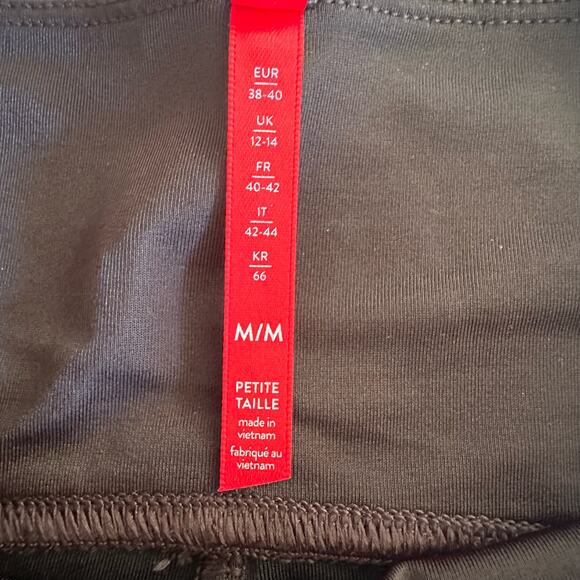 Spanx Faux Leather Leggings - Picture 7 of 9